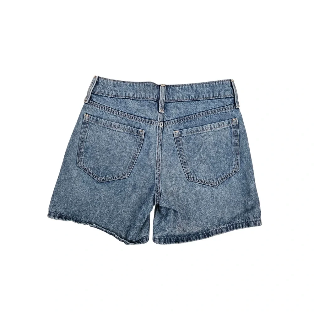 Hollister Low-Rise Baggy Shorts Light Wash Denim SZ 28 100% Cotton casual